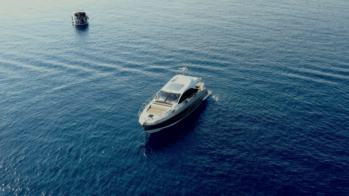 yacht cleaning limassol